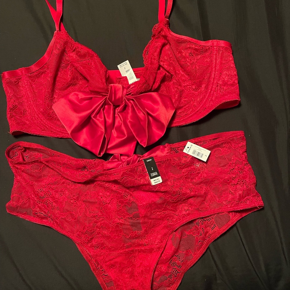 Torrid lace bow tye bra and panty set brand new